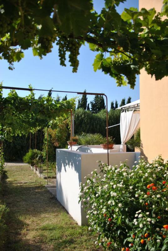 Appartamento Residenza agrituristica Santa Lucia con piscina Alghero Esterno foto