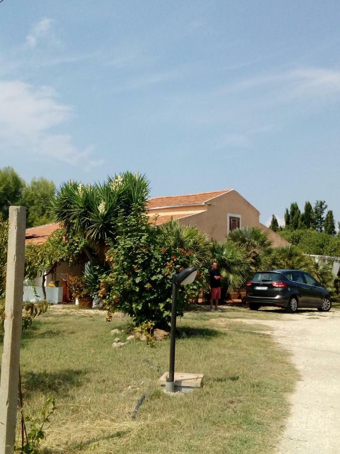 Appartamento Residenza agrituristica Santa Lucia con piscina Alghero Esterno foto